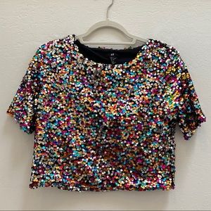 H&M- flirty top (size small)